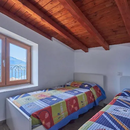 Rustico Maria Full House Escape * Vercana
